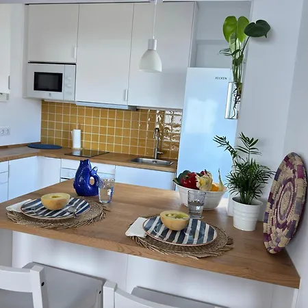 Whome Seaside Getaway Beachfront Estoril